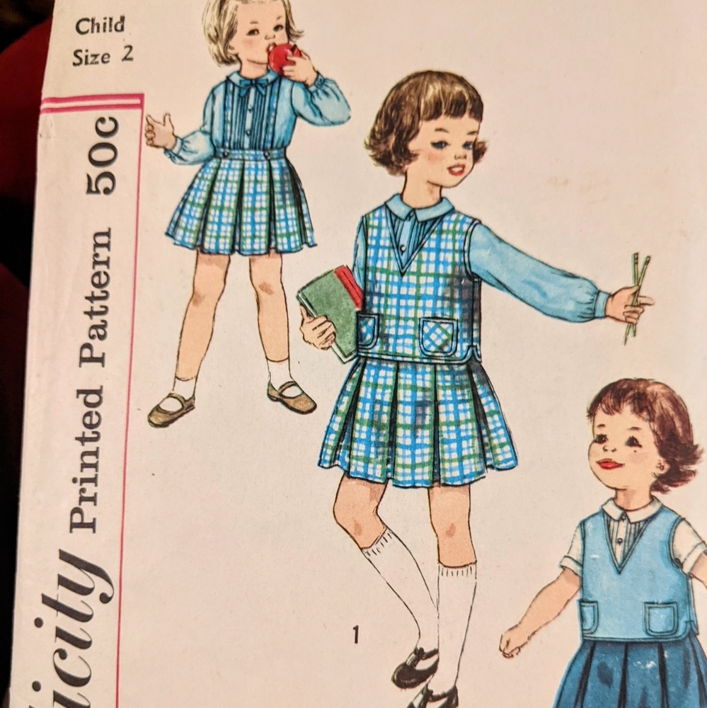 Vintage Simplicity Sewing Pattern # 3133 - Child size 2